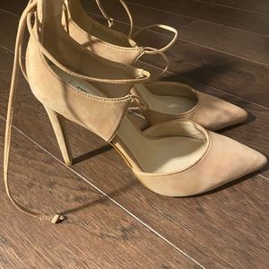 Steve Madden tieup heels